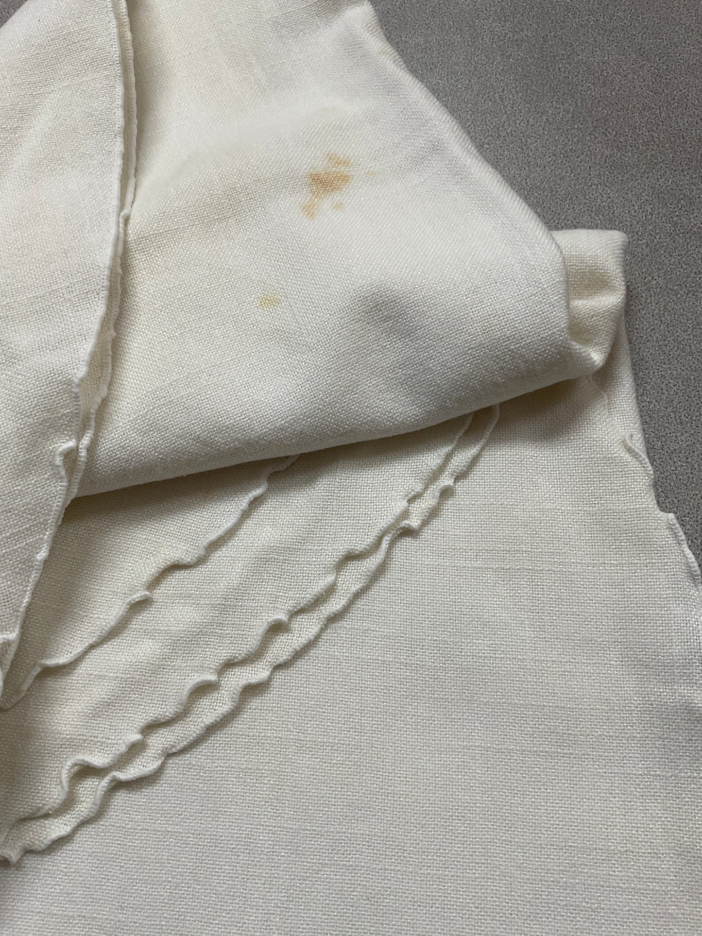Cotton Oval Tablecloth 48” X 63”