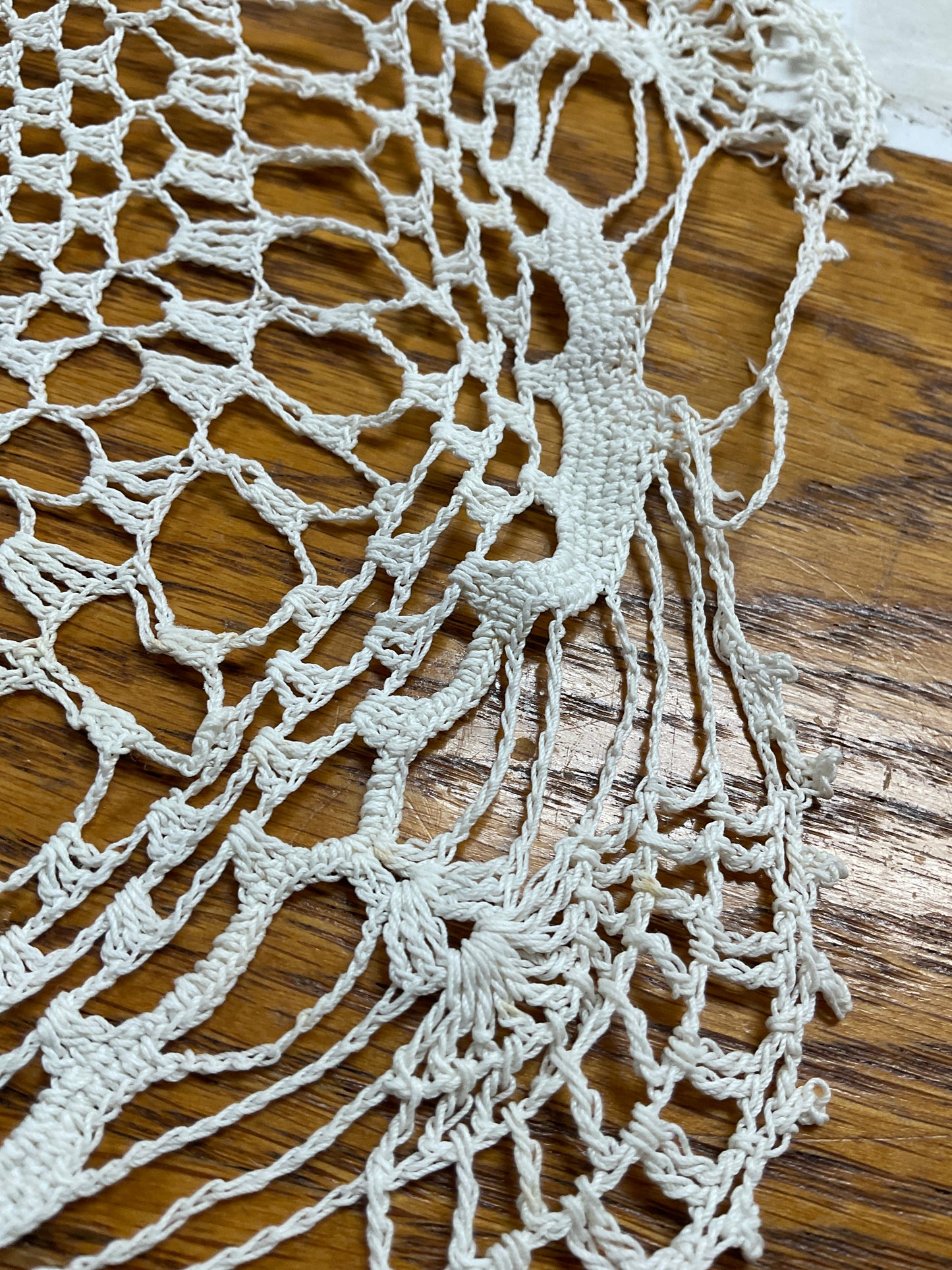 Linen/Lace Doily 15”