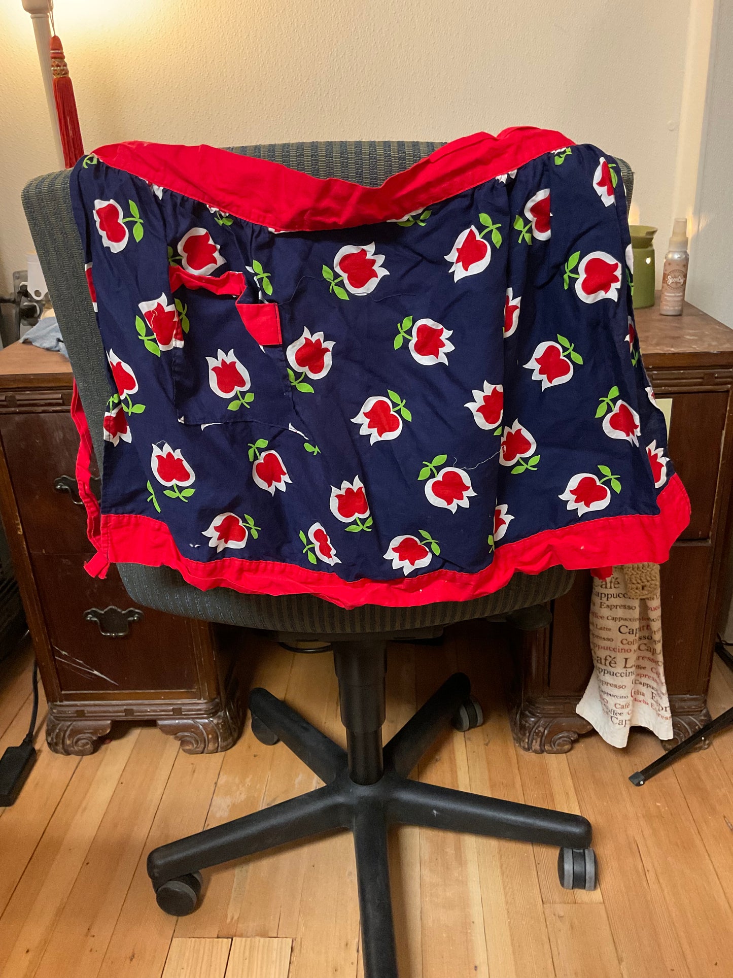 Tulip Waist Apron