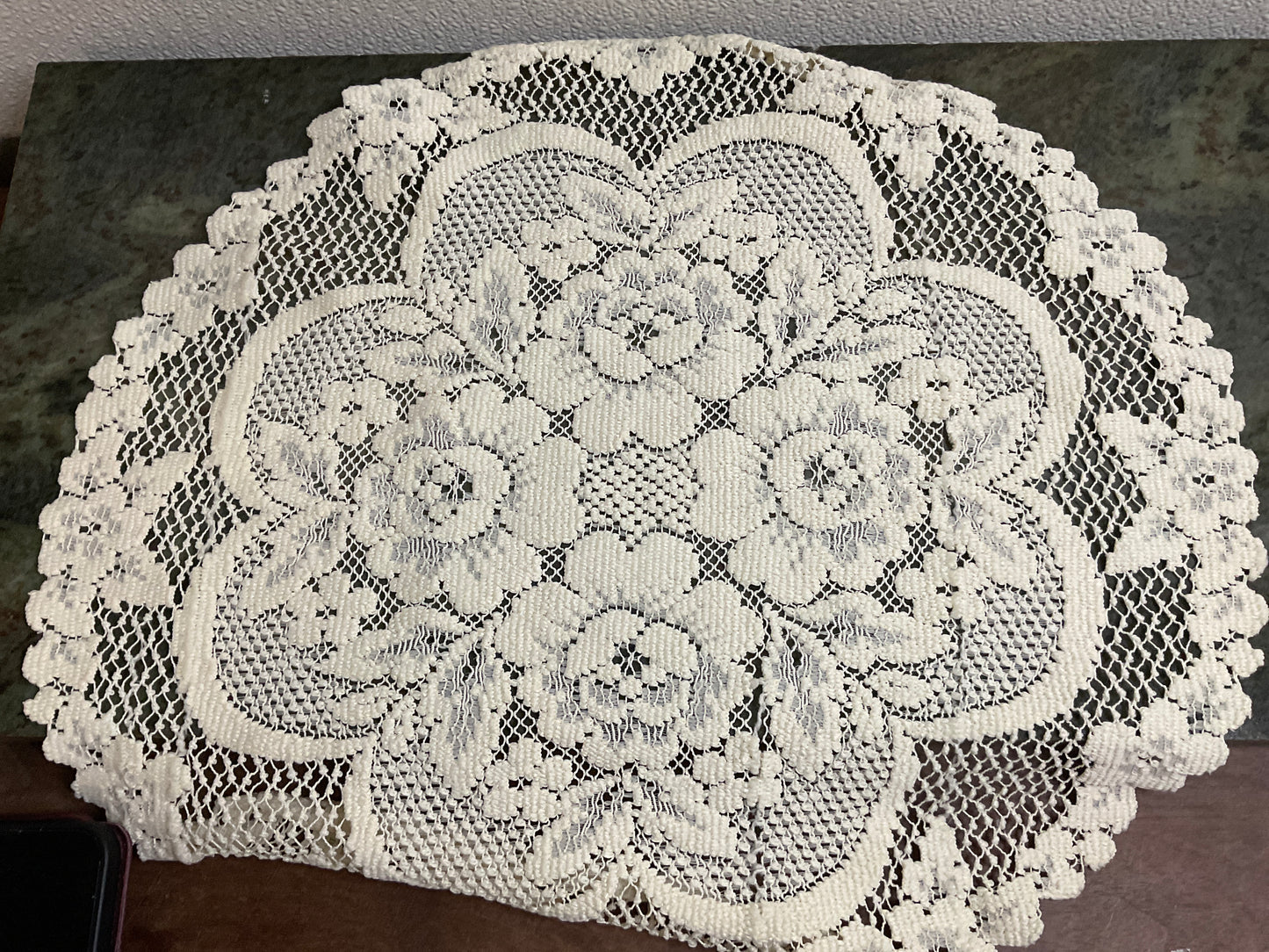 Doily 18.5 x 17.5