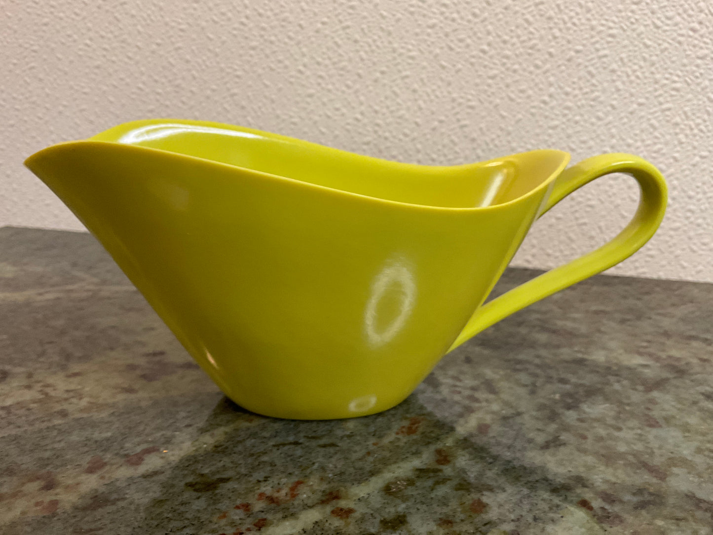 Vtg Avocado/ Lime Melamine Gravy Boat