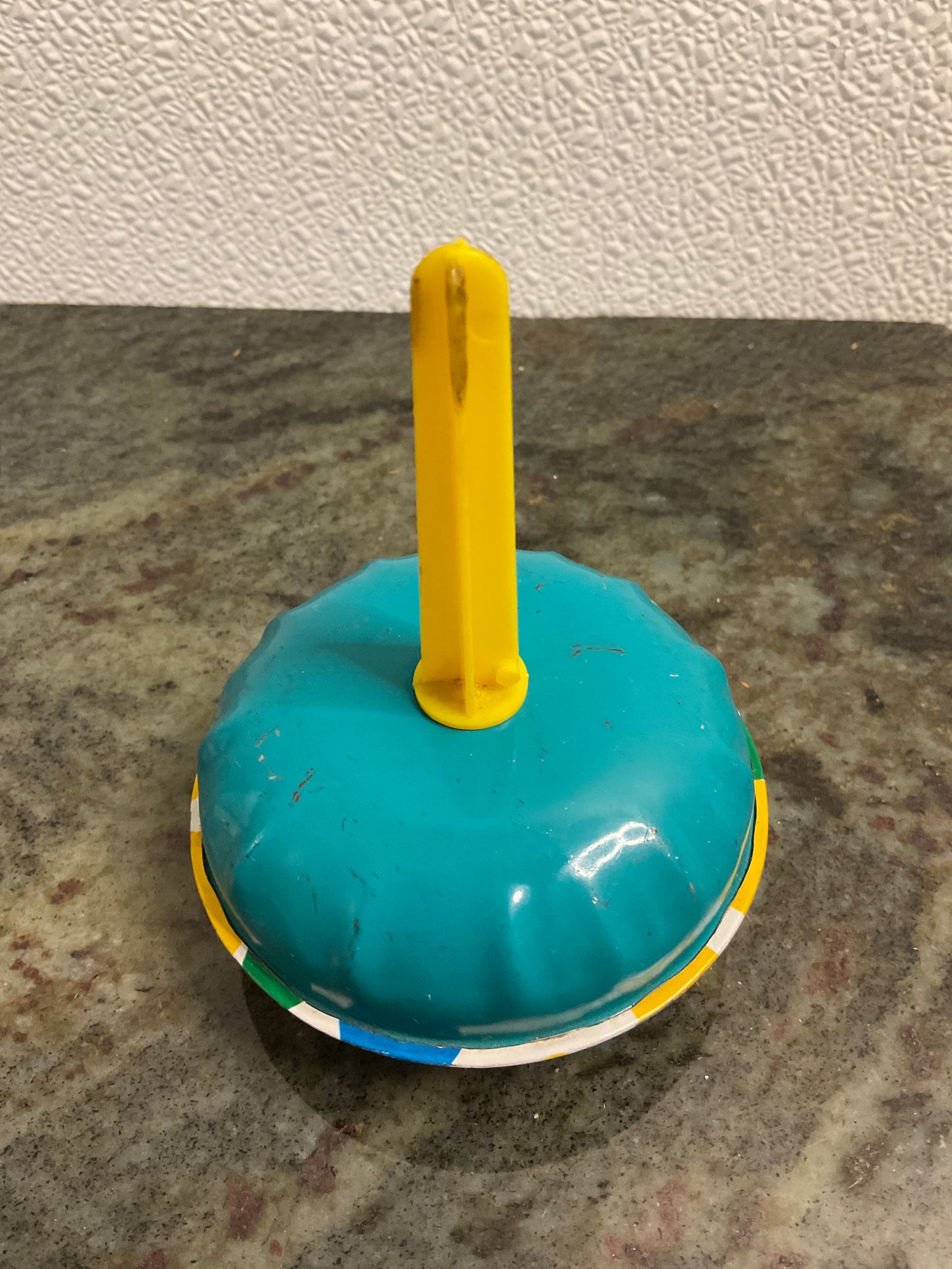 Metal Noise Maker w/Variety of Dots