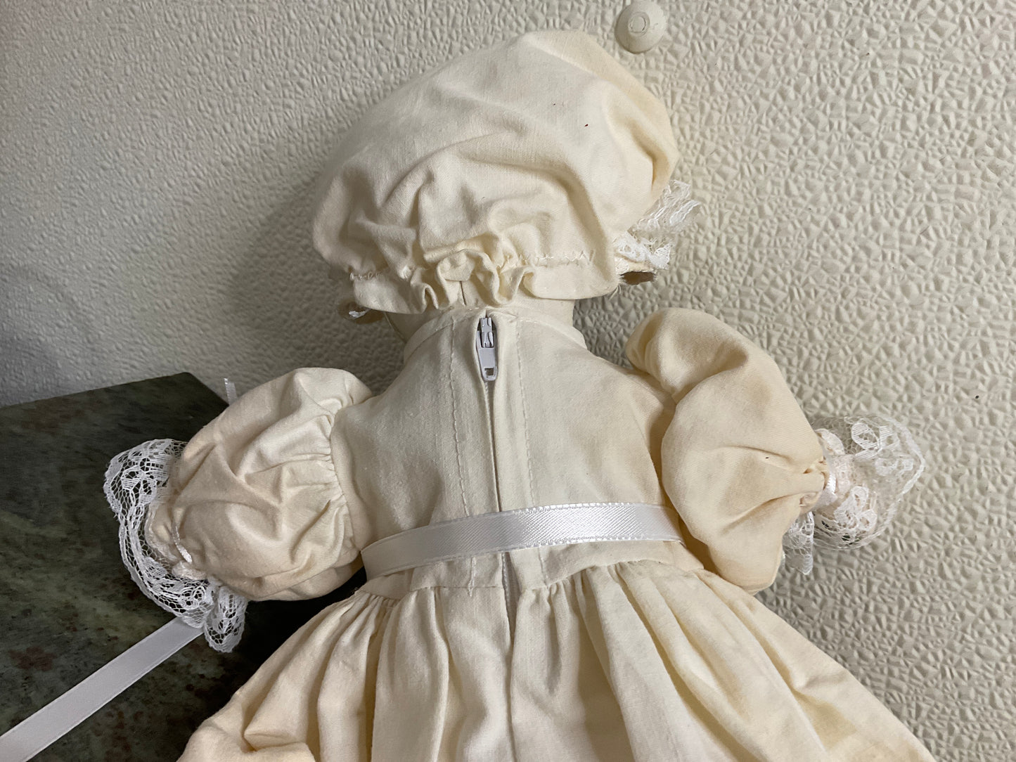 Amish Cloth Doll w/Embroidery Dress