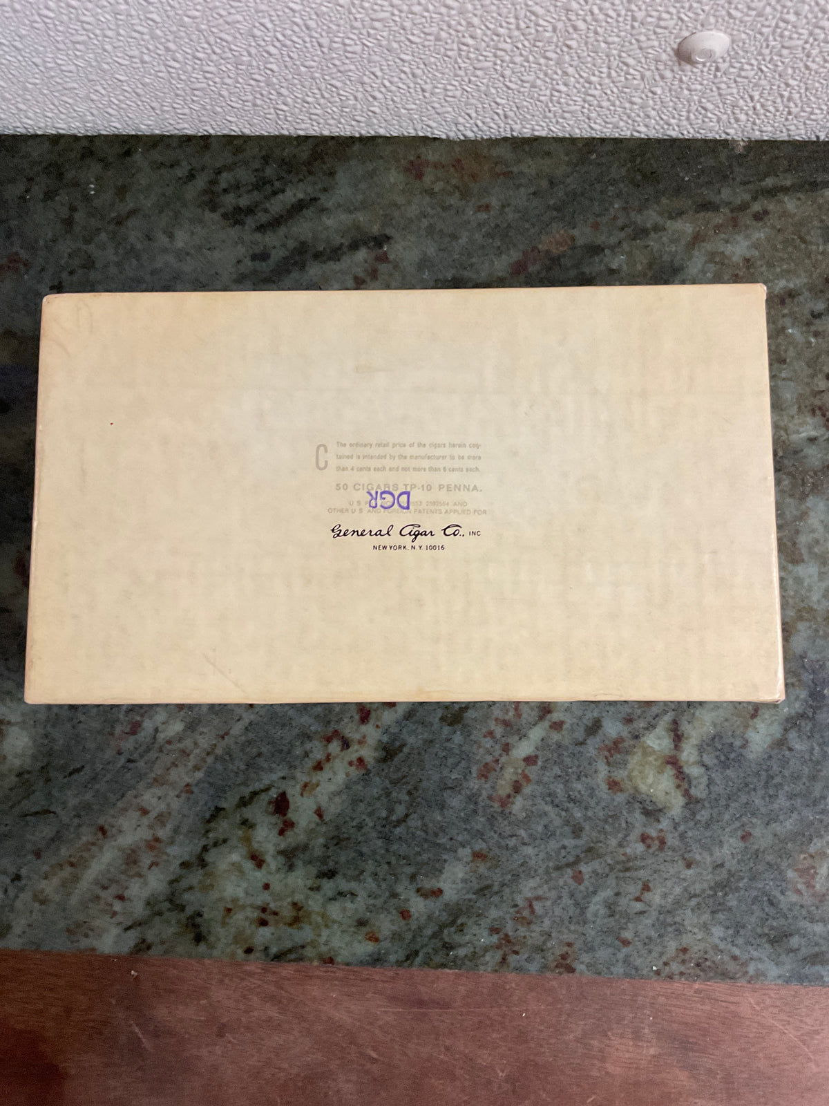 Wm Penn Panatela Cigar Box
