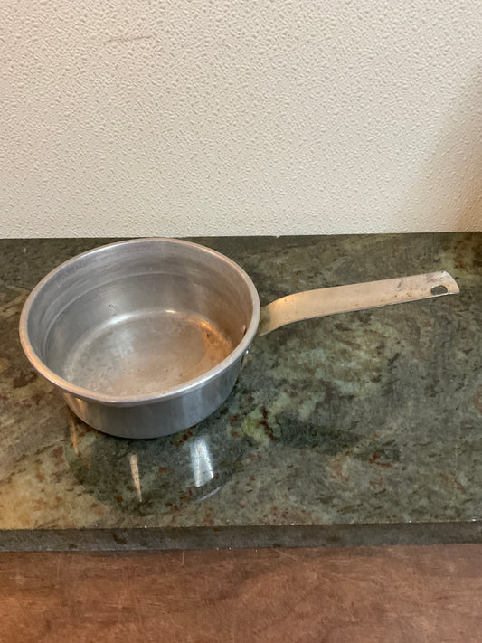 Vintage Wear-Ever Aluminum Saucepan