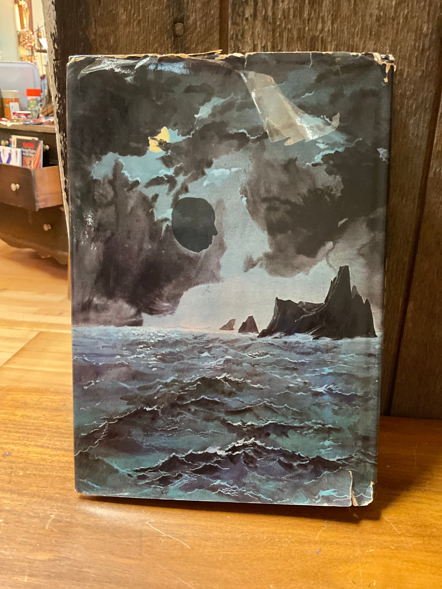 Book Spellbinders in Suspense 1967