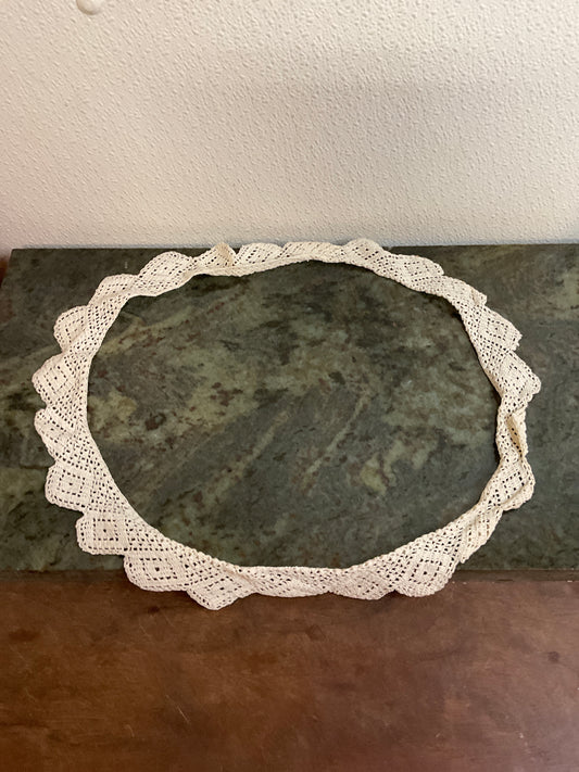 Vintage Crochet Scalloped Trim