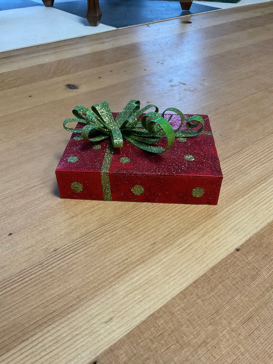 Tin Present