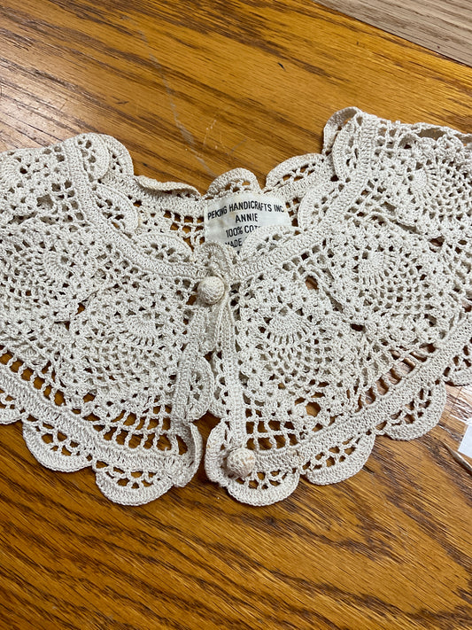 Peking Handcrafted Crocheted Collar