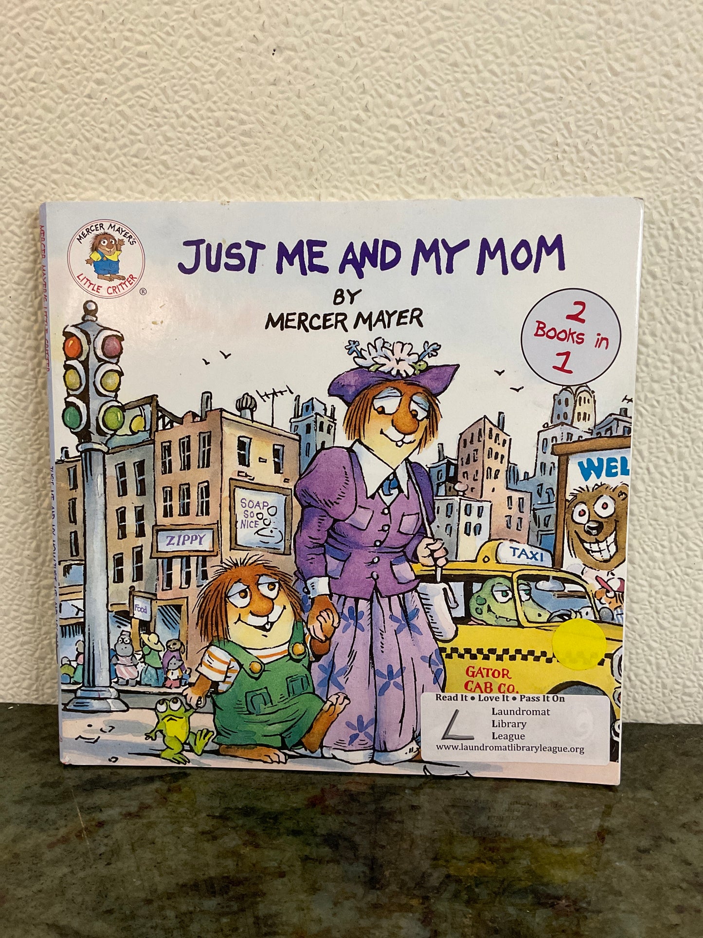 Book. 2 Books in 1. just Me And My Mom/Just Me And My Dad