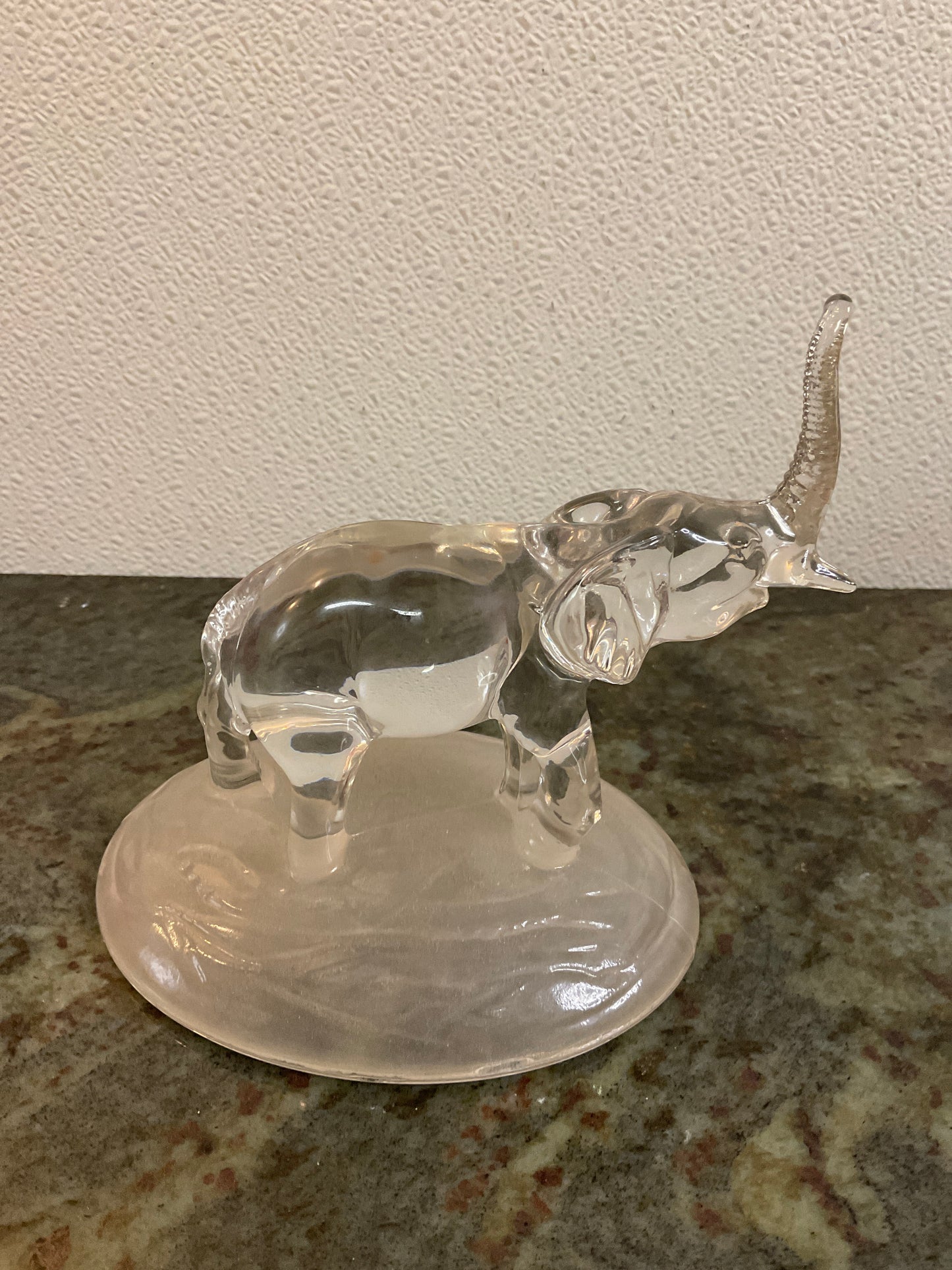 Vintage Oneida Wildlife Capri Crystal Elephant