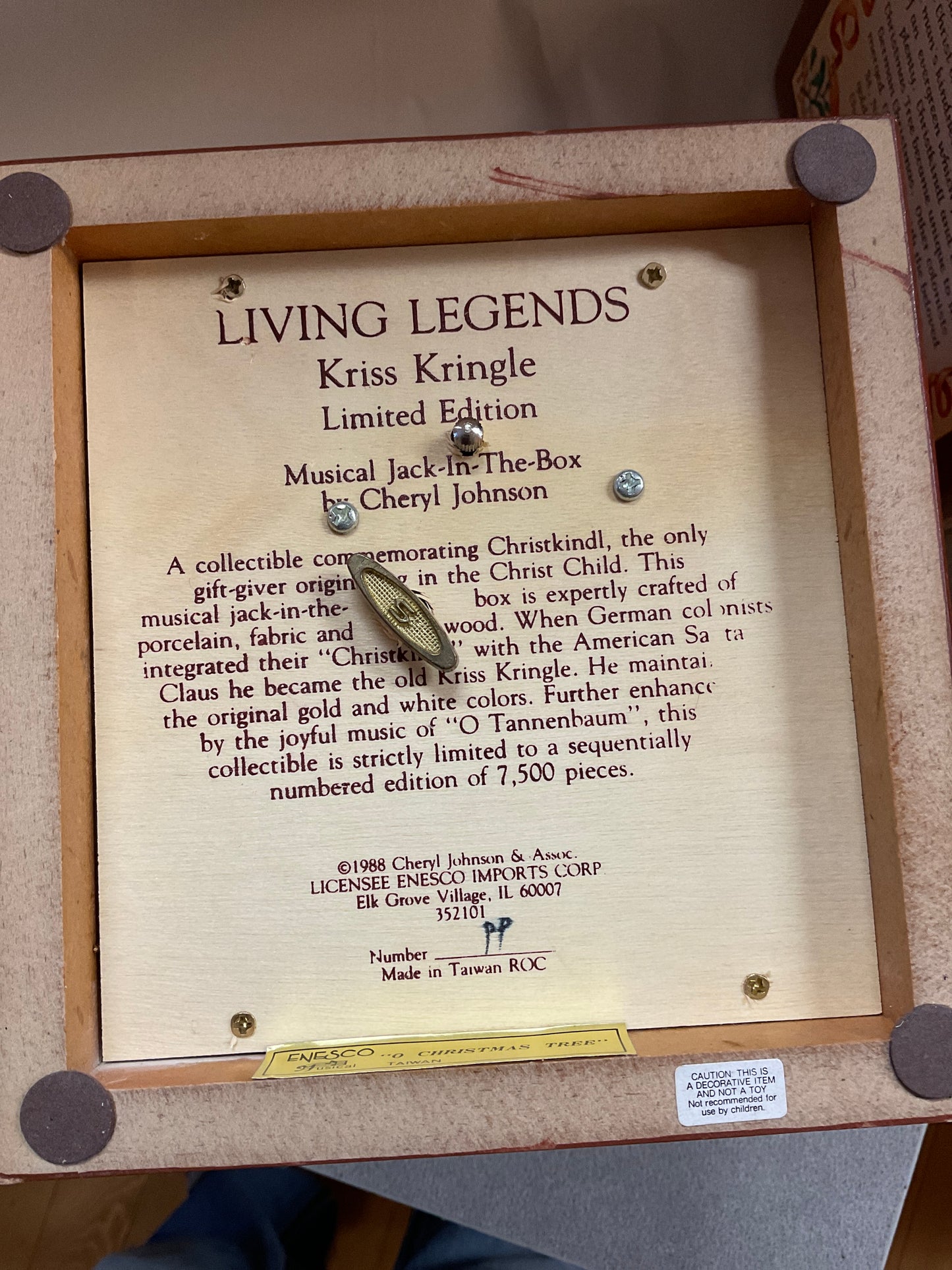 Limited Edition Musical Jack-In-The-Box Living Legends Kris’s Kringle
