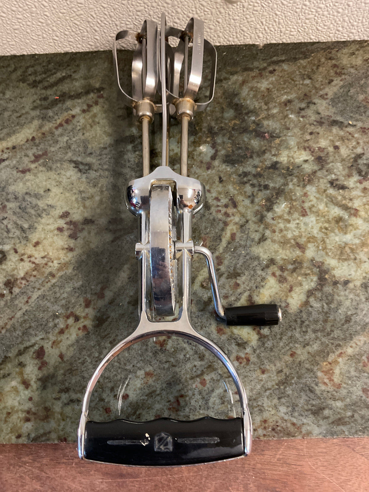 EKCO Best Hand Mixer