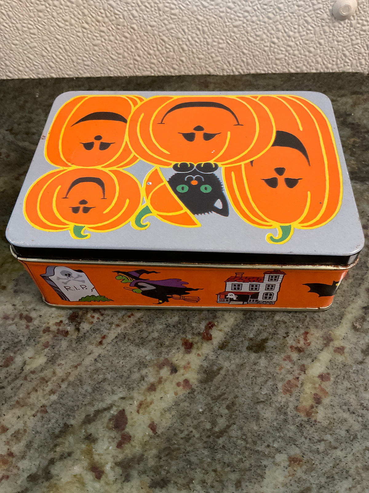 Halloween Tin