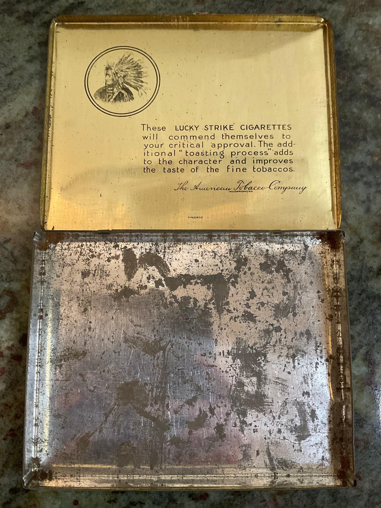Vtg Lucky Strike Cigarette Tin