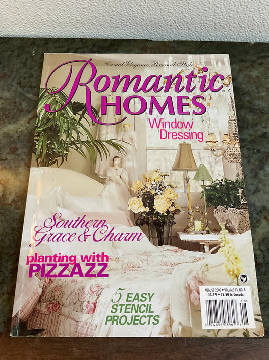 Romantic Homes August 2000