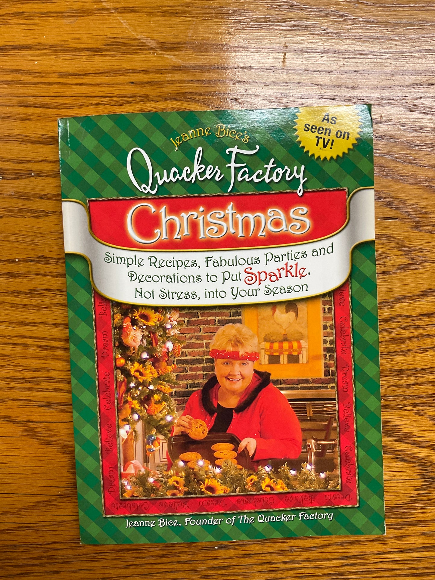 Quacker Factory Christmas Cookbook