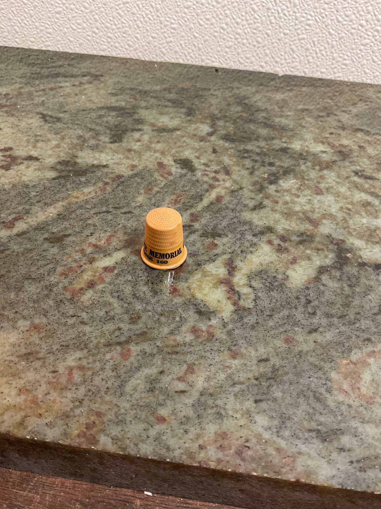 Vintage Independence Memorial Co. Plastic Thimble
