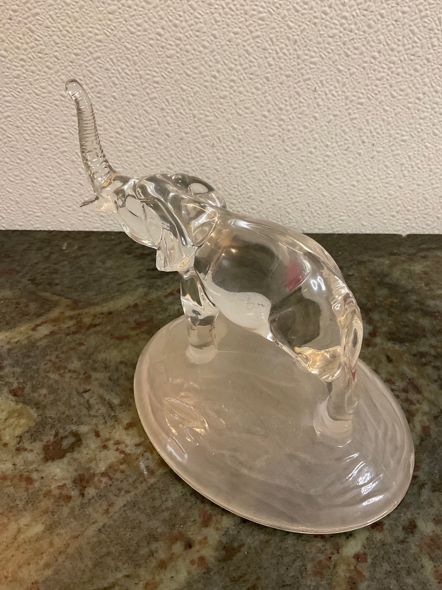 Vintage Oneida Wildlife Capri Crystal Elephant