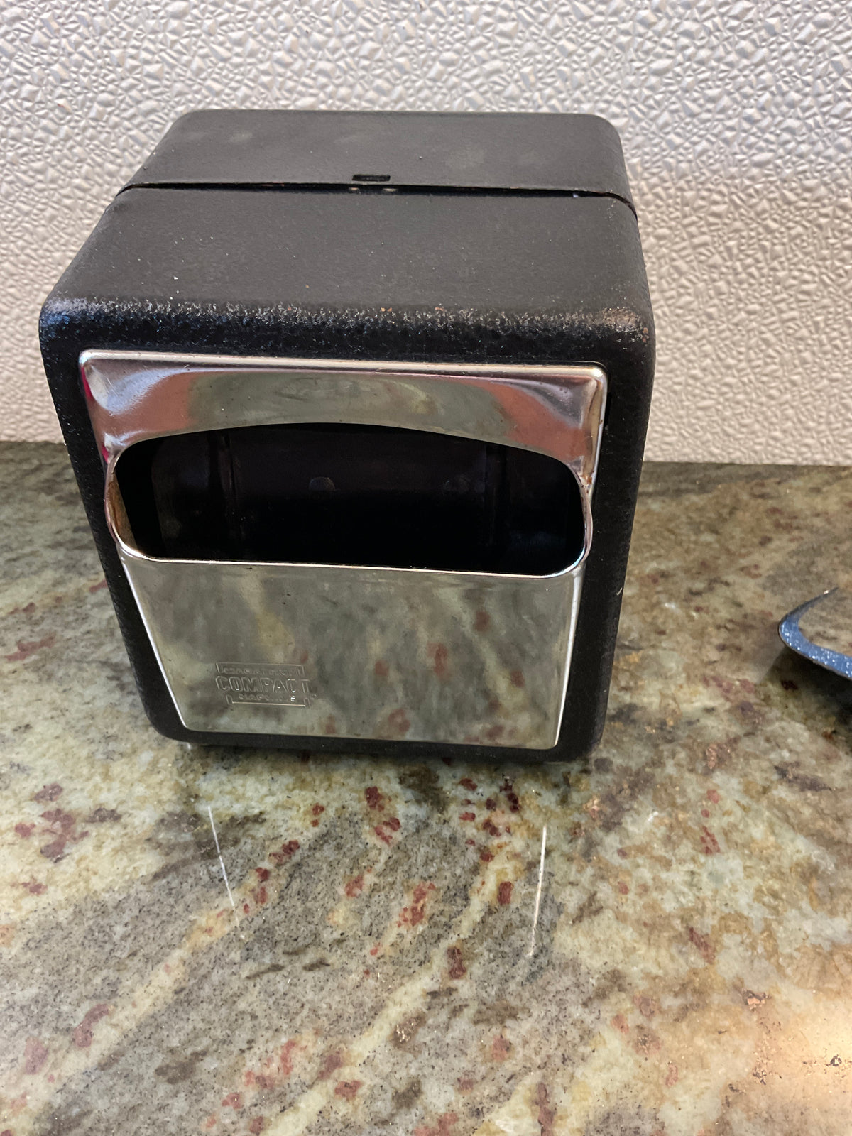 Marathon Black & Chrome Tabletop Napkin Dispenser