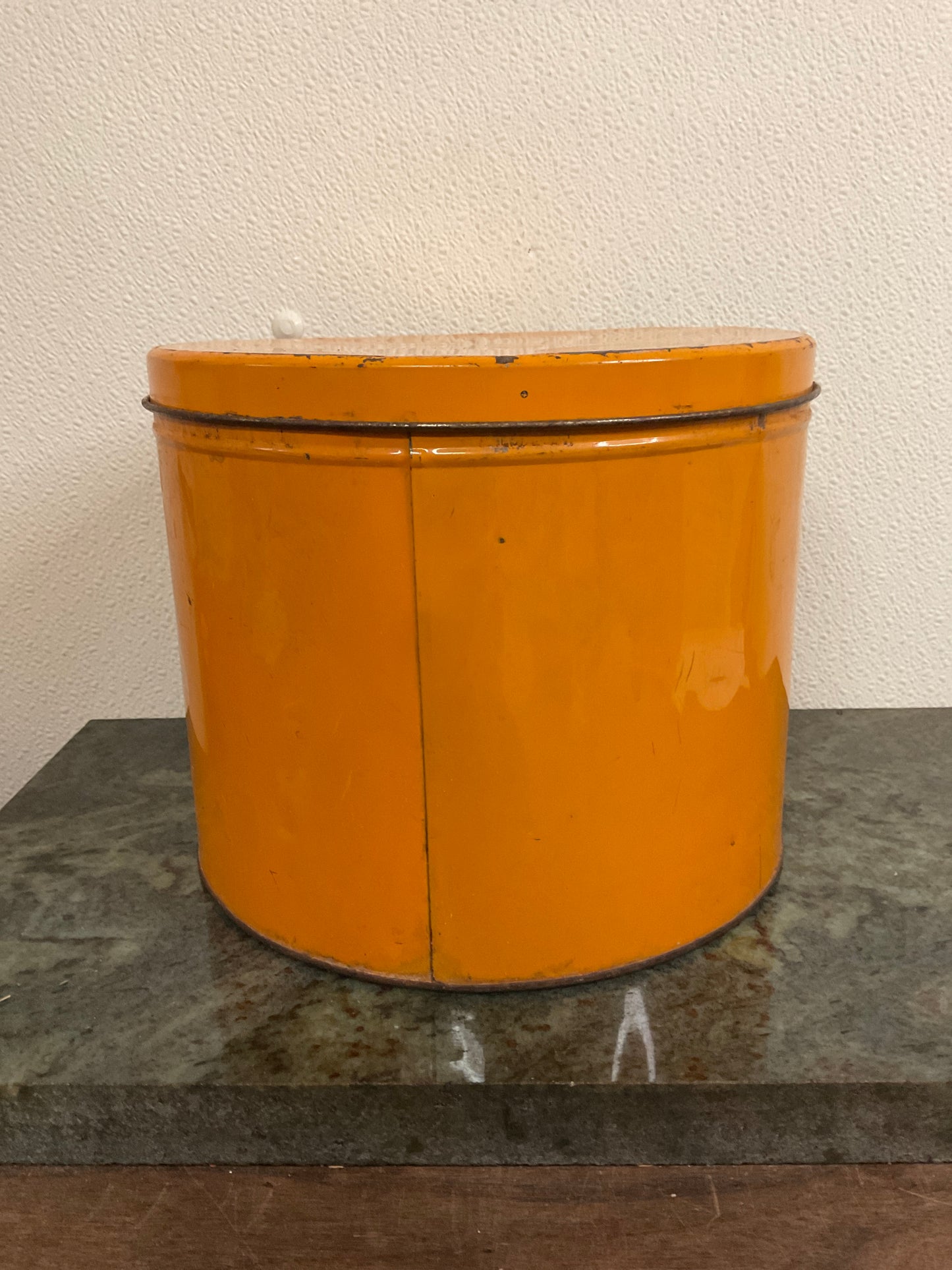 Reeds Butterscotch Wafer 20Lb. Tin