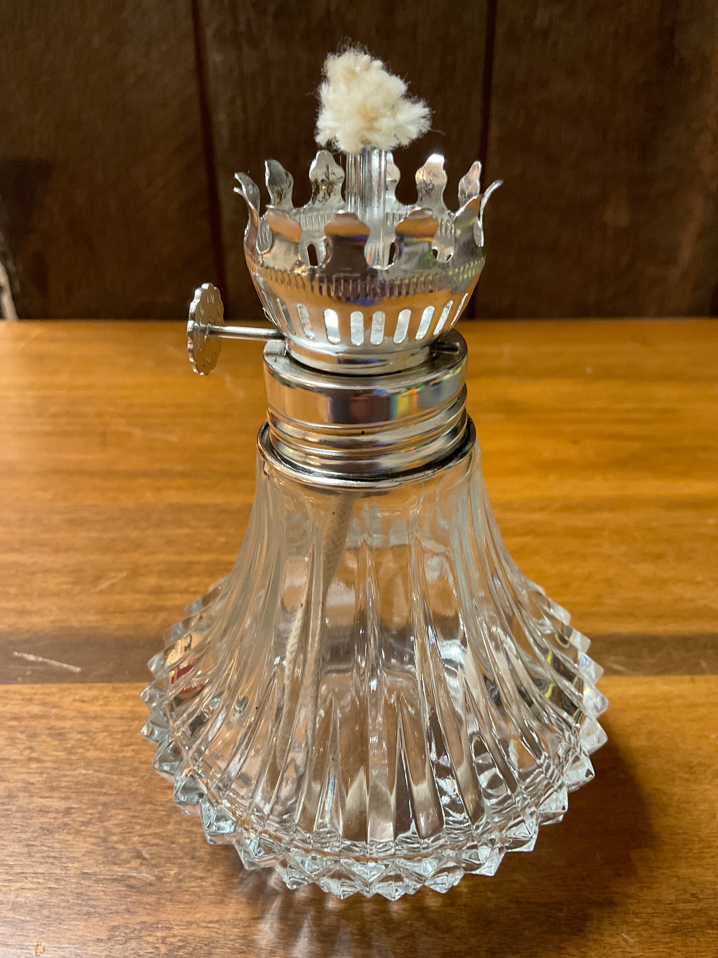 Vtg Diamond Glass Oil Lamp W/no chimney