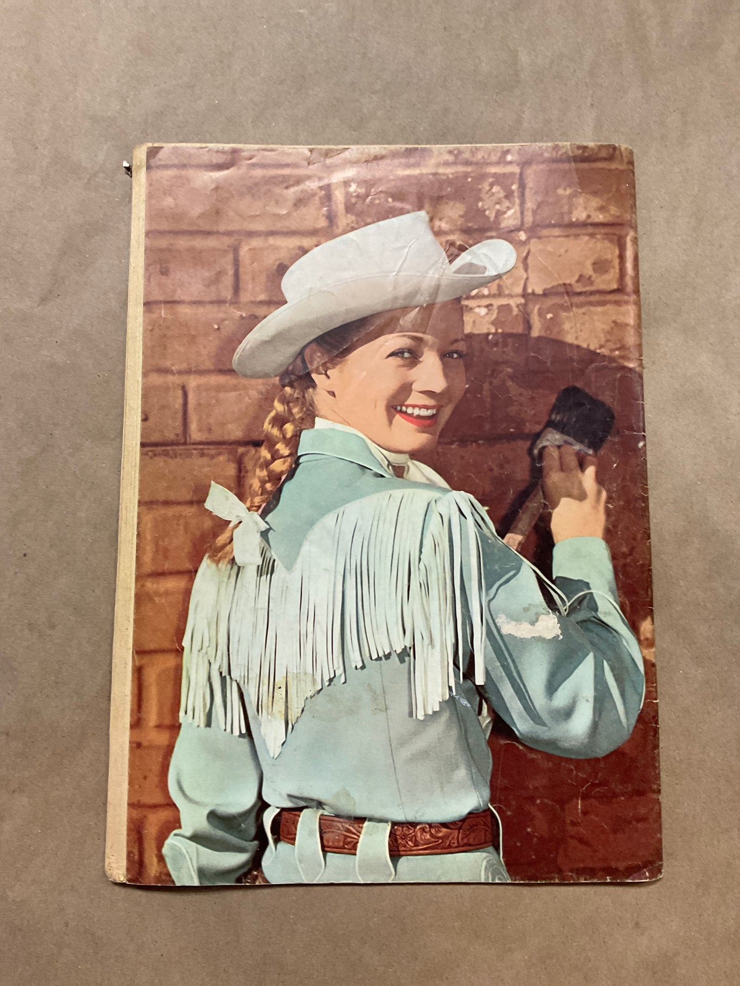 Annie Oakley And Tagg April - June 1957 Comic Book