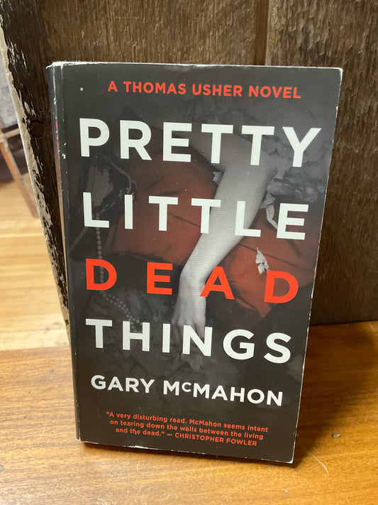 Book Pretty Little Dead Things 2010