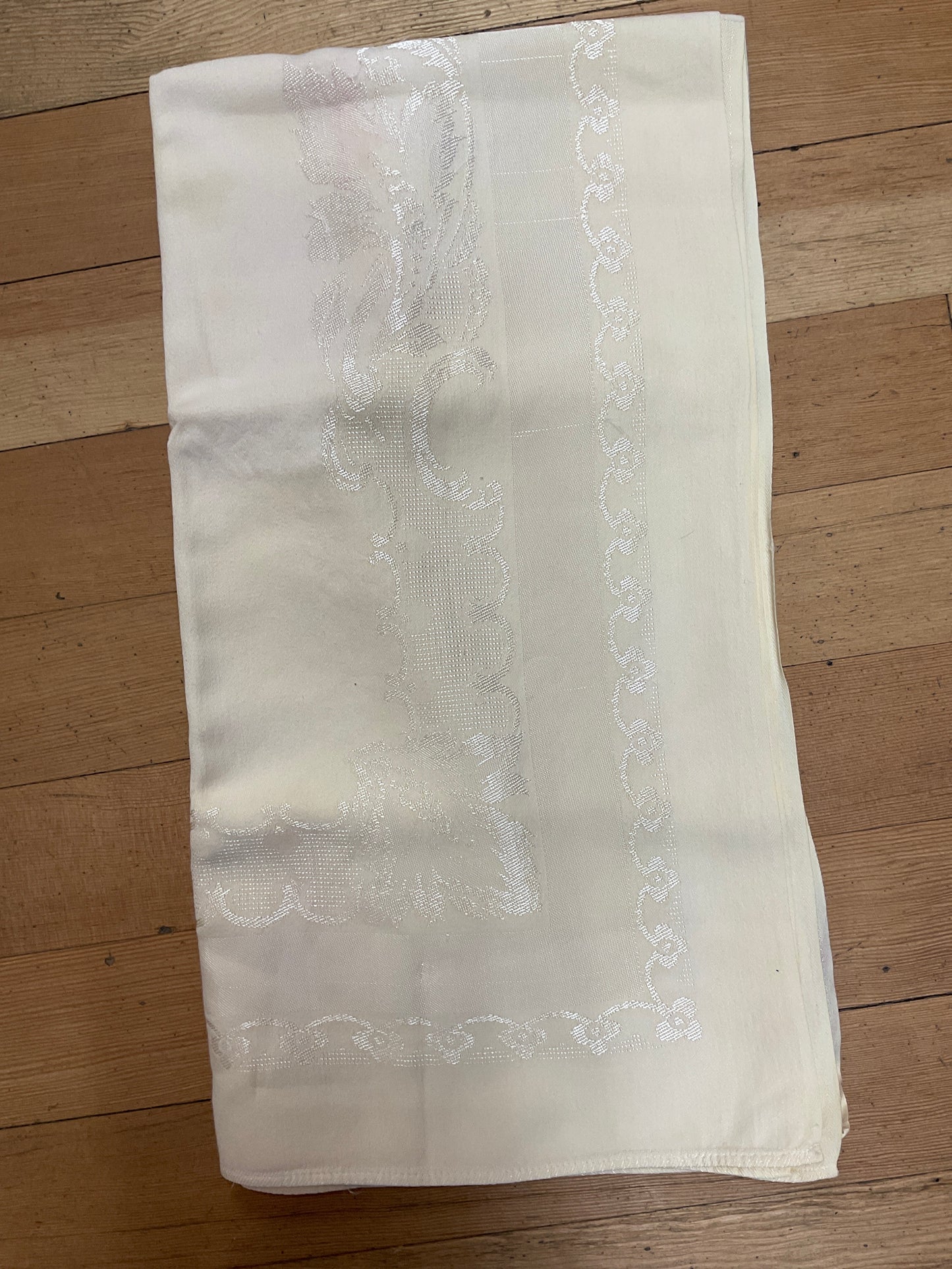 Vintage Linen Damask Table Cloth