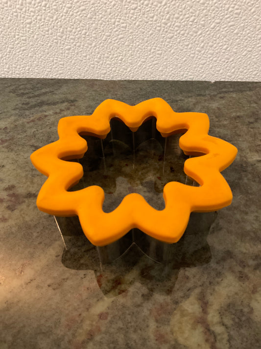 Large Flower Cookie Cutter with Comfort Grip