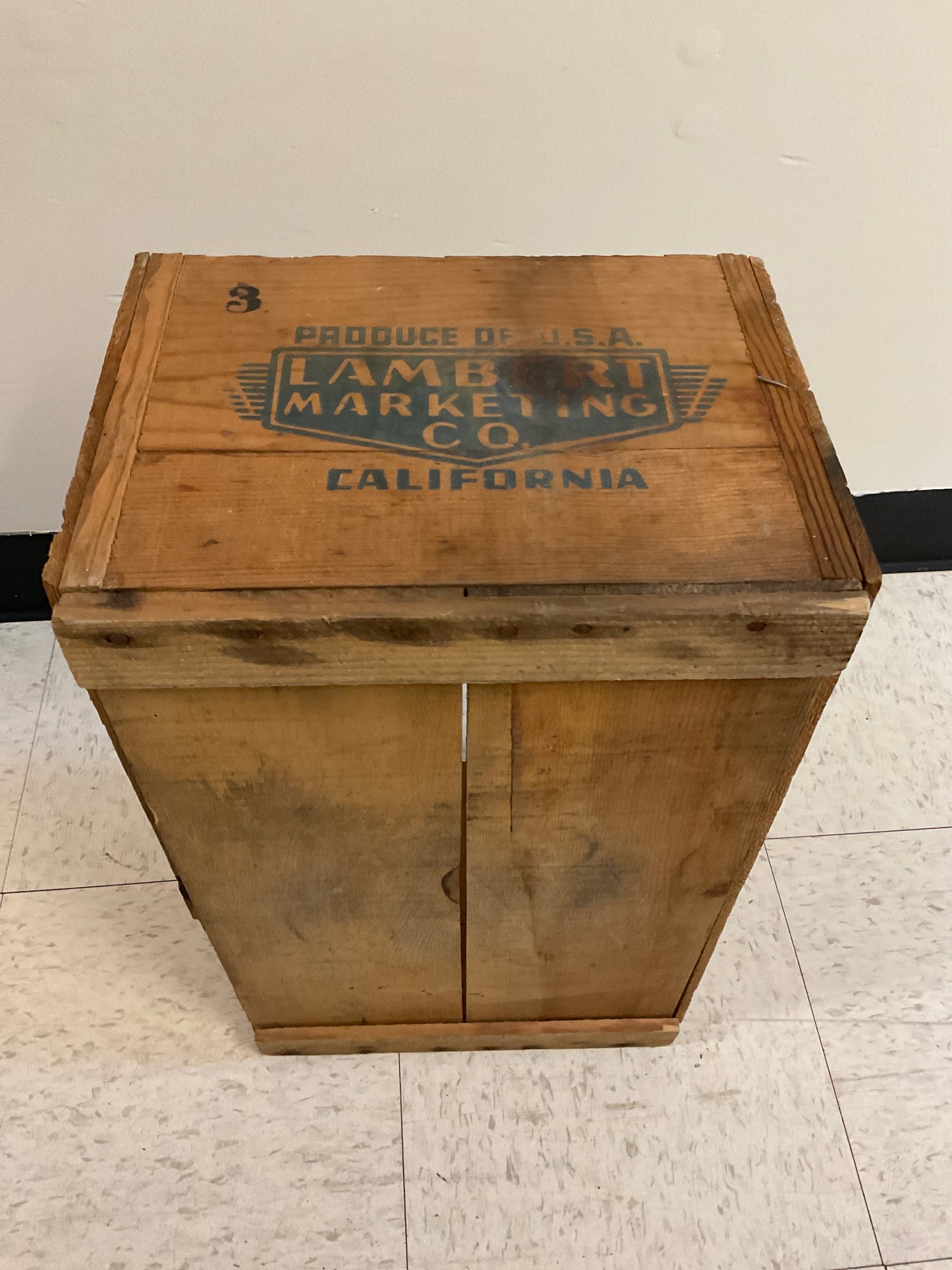 Lambert California Bartletts Wood Box