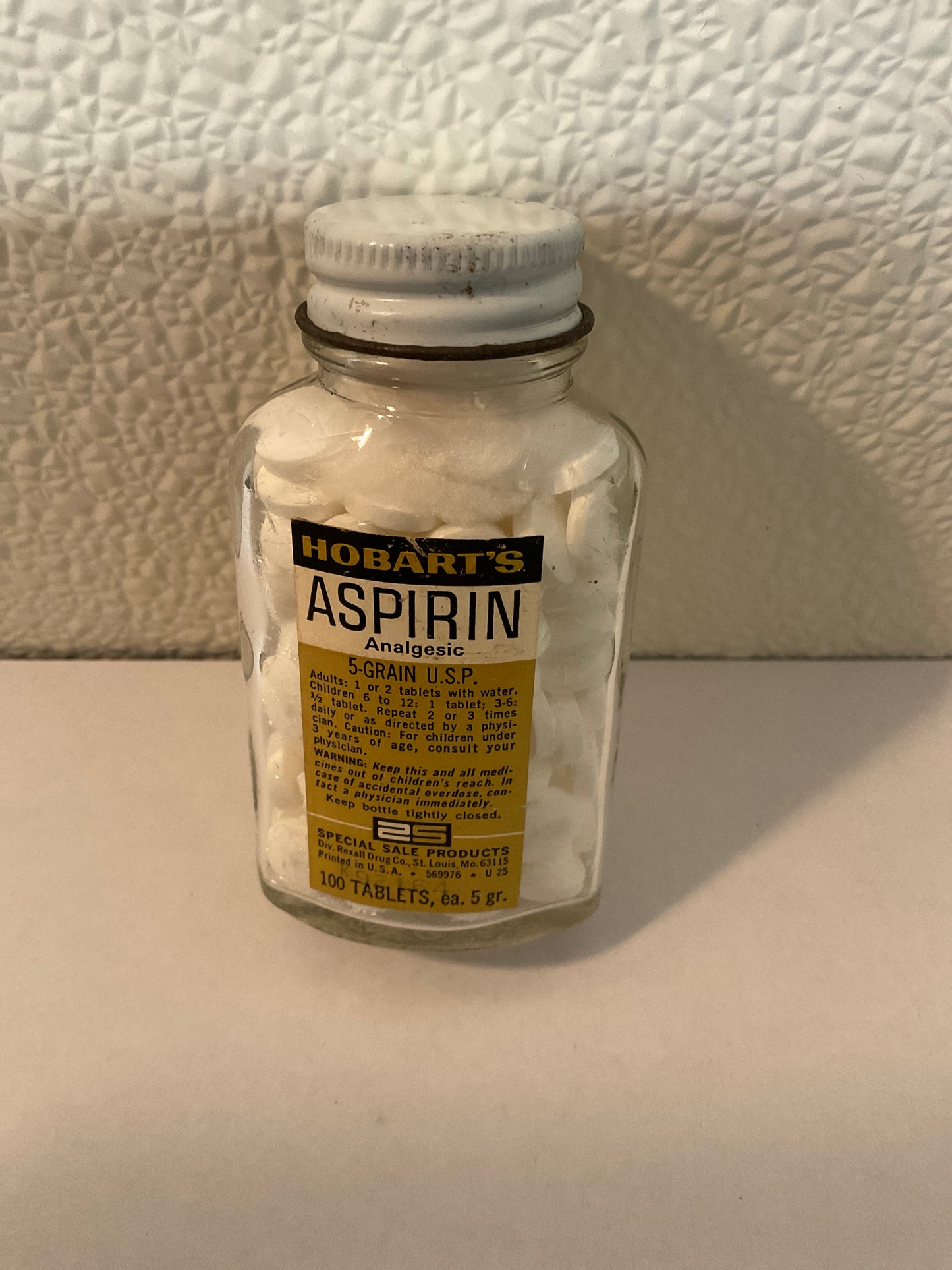 Vintage Hobart’s Aspirin 5 Grain