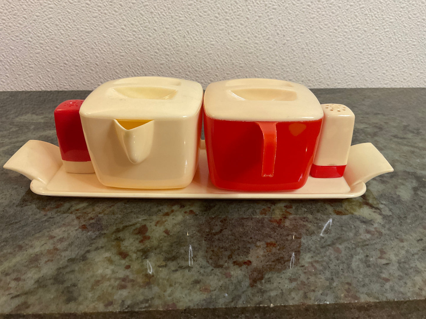 Vintage Creamer/Sugar & Salt/Pepper & Tray