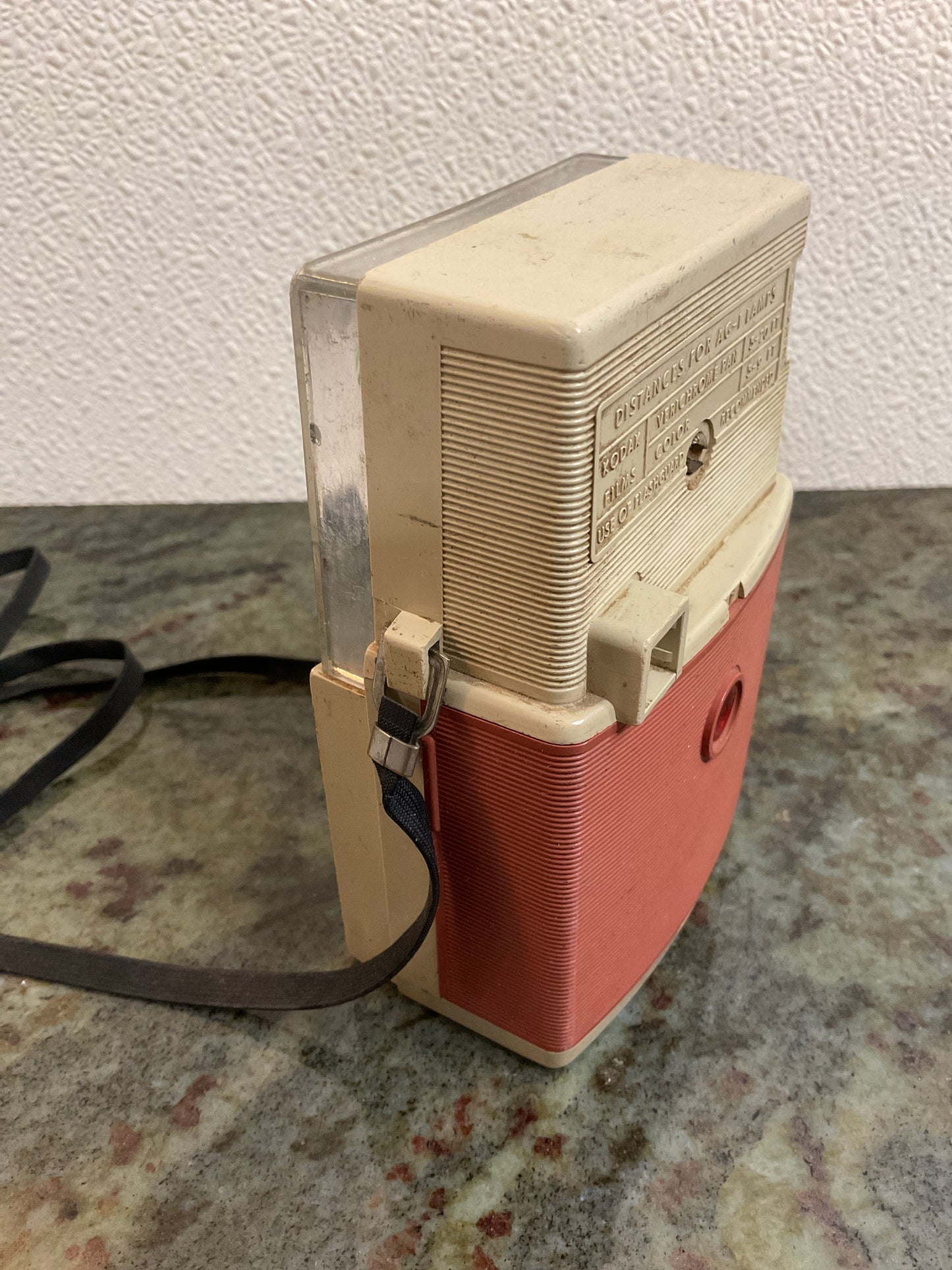 1961-67 Kodak Flashfun Camera w/strap