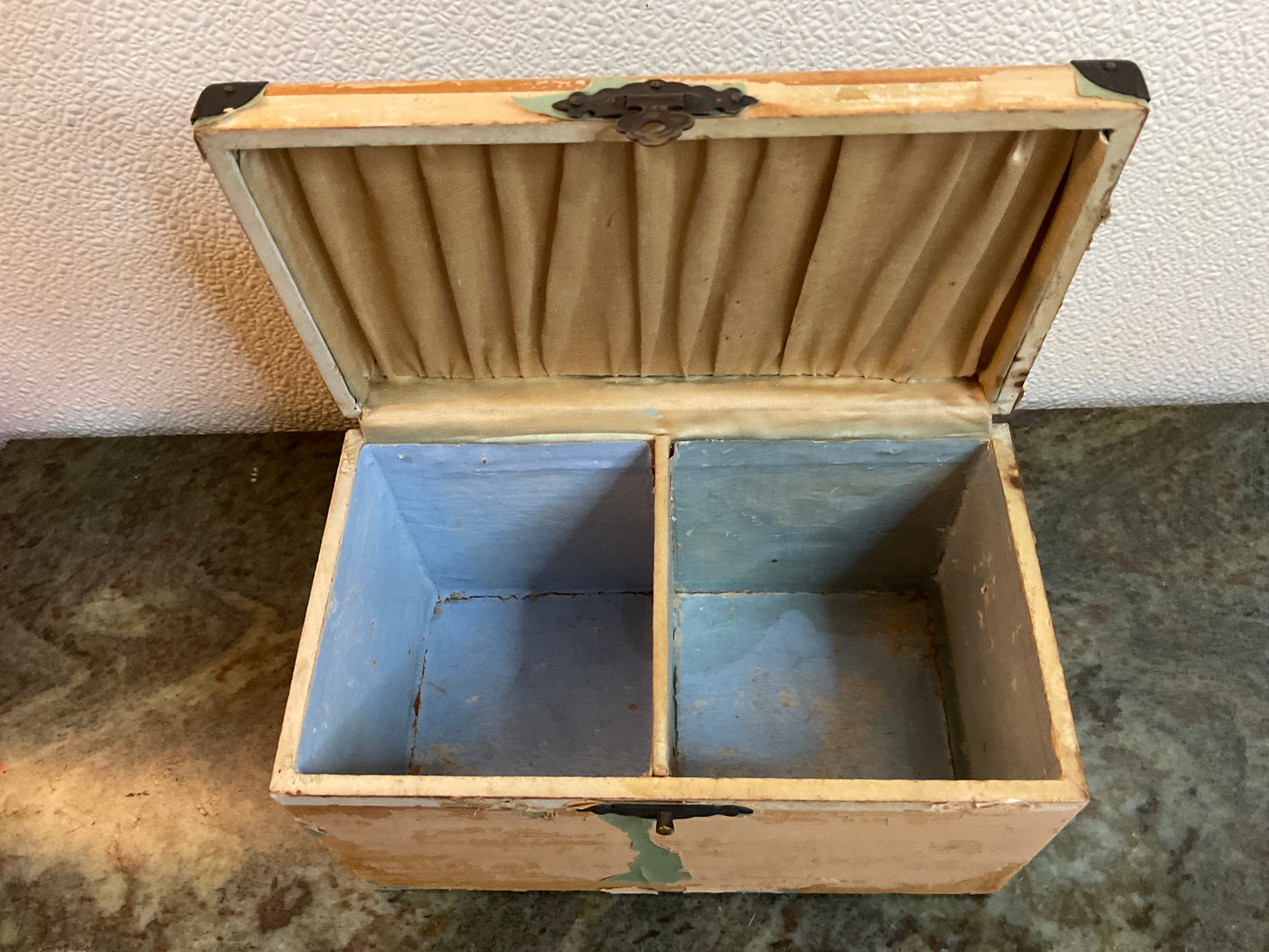 Vintage Wooden Divided Keepsake Box