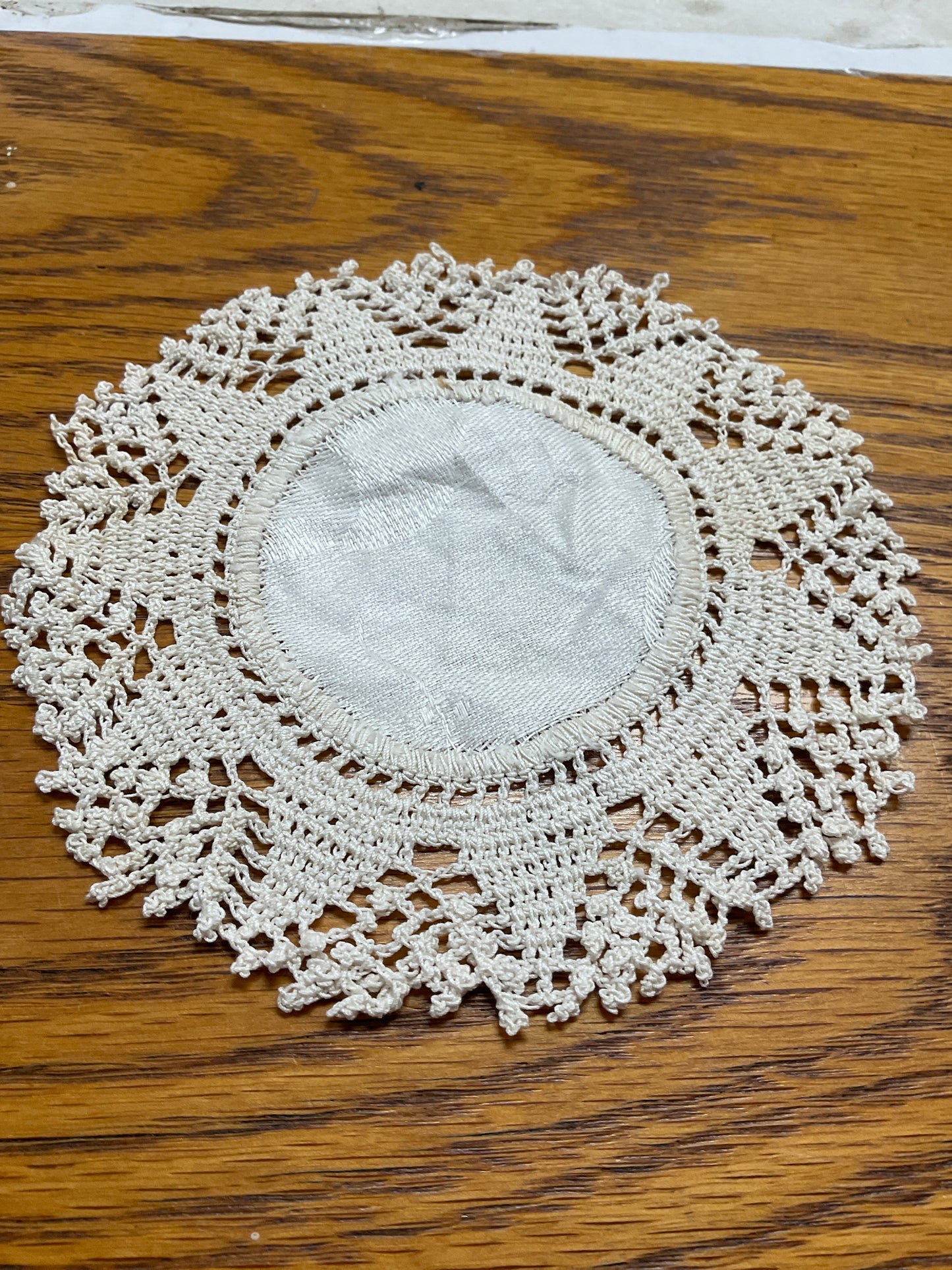 Handmade Linen Center/ Crocheted Border 5.5”