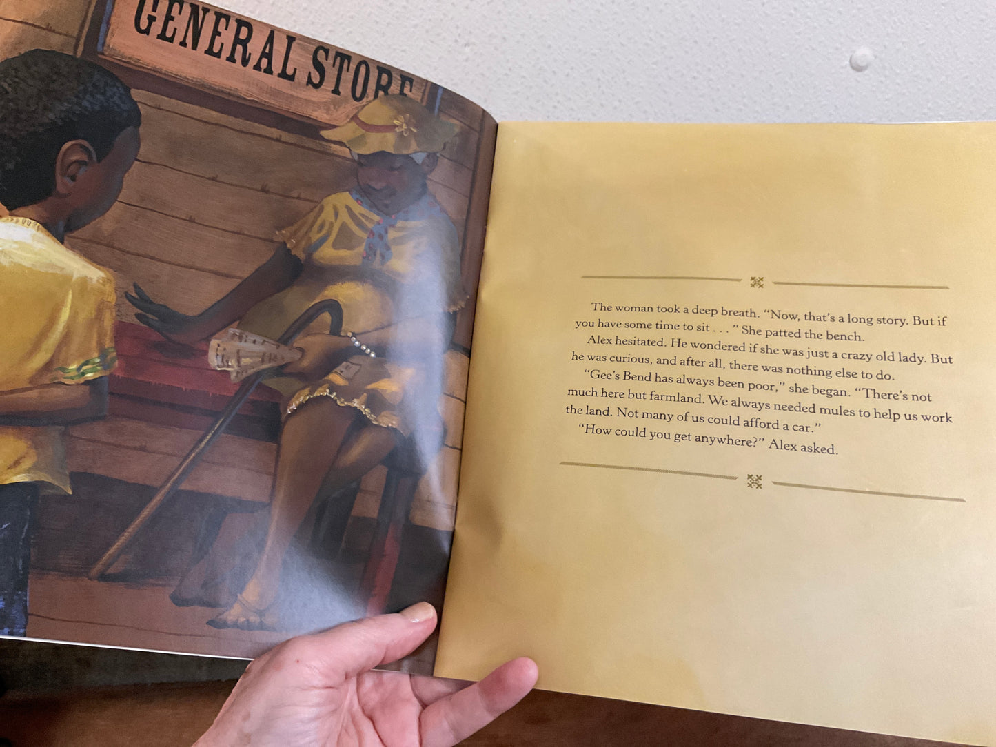Book Belle the Last Mule at Gee’s Bend