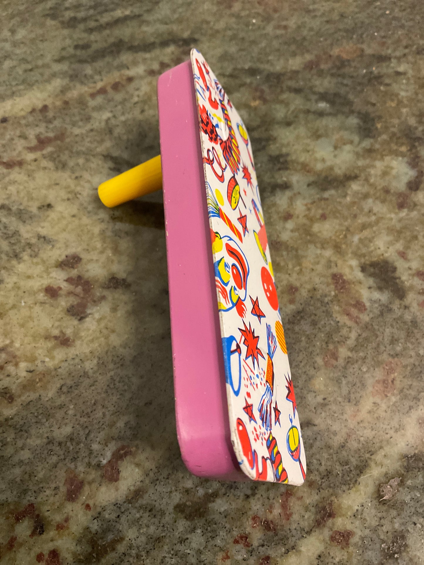 Metal Noise Maker w/Clowns