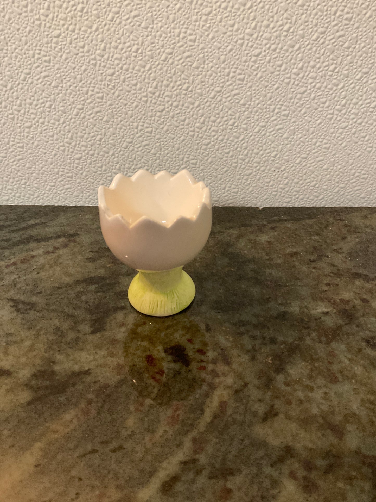 Ceramic Easter Egg Holder