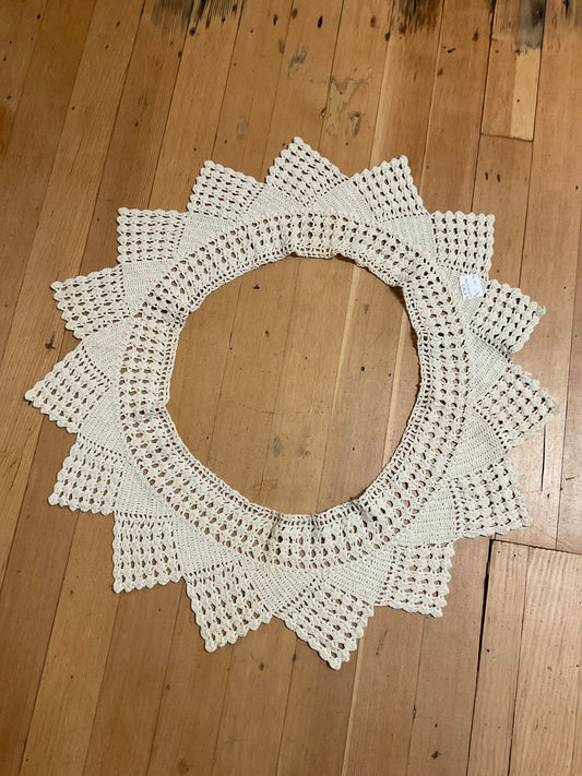 Vintage 31” crochet Doily Edge