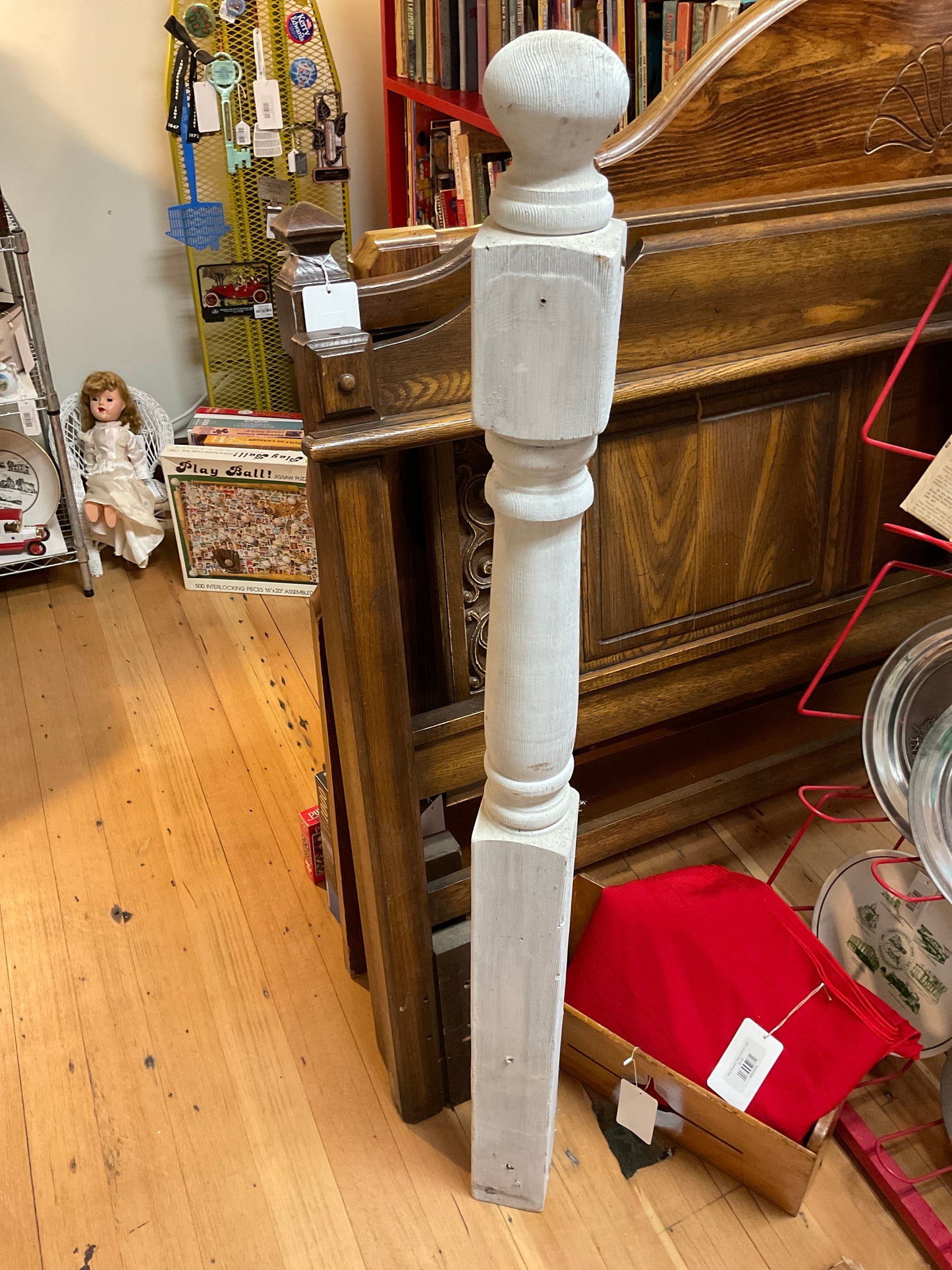Vintage off White Wood Spindle