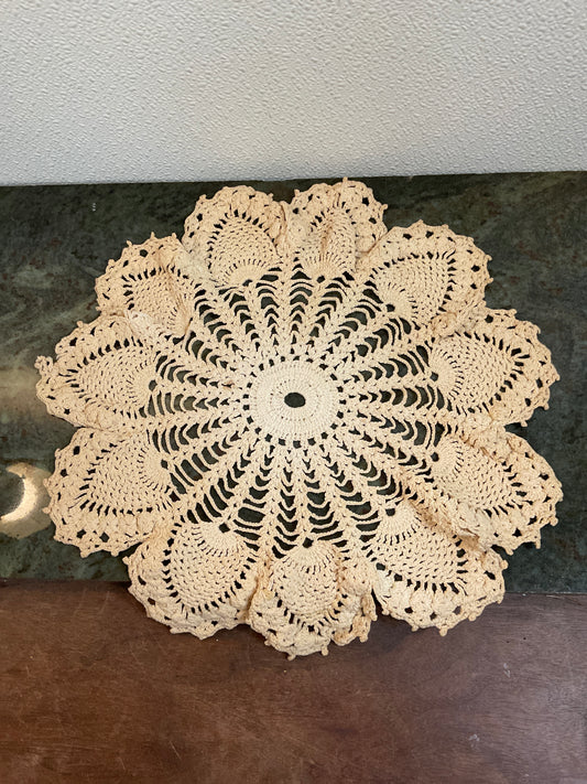 14” Round Scalloped Doily