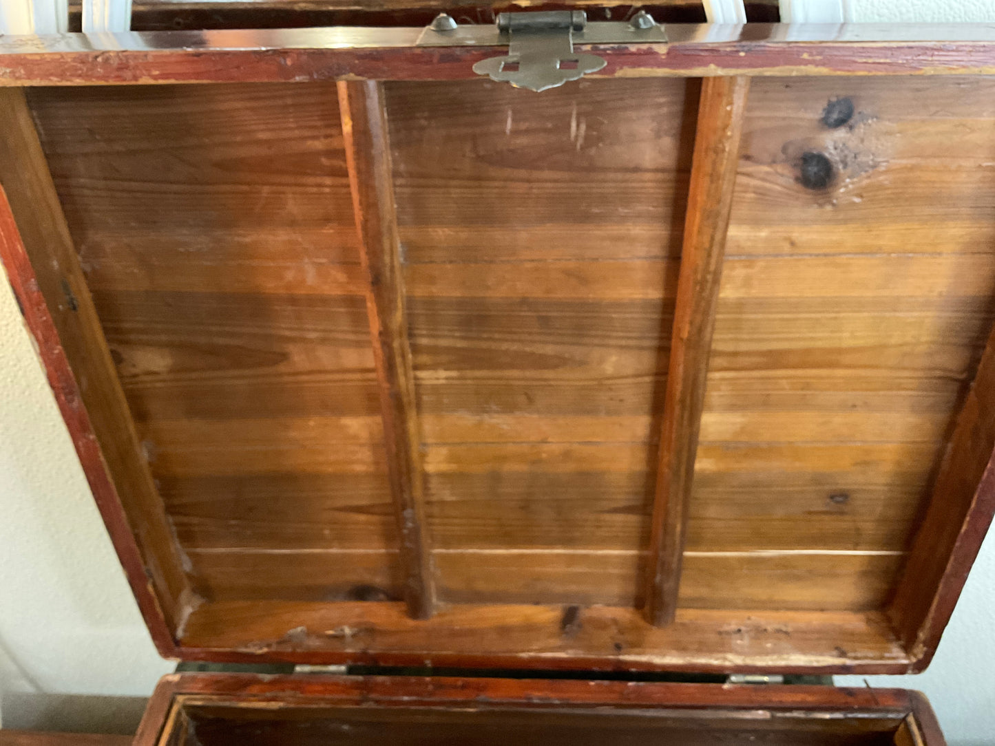 Vtg Wood & Brass Large Box