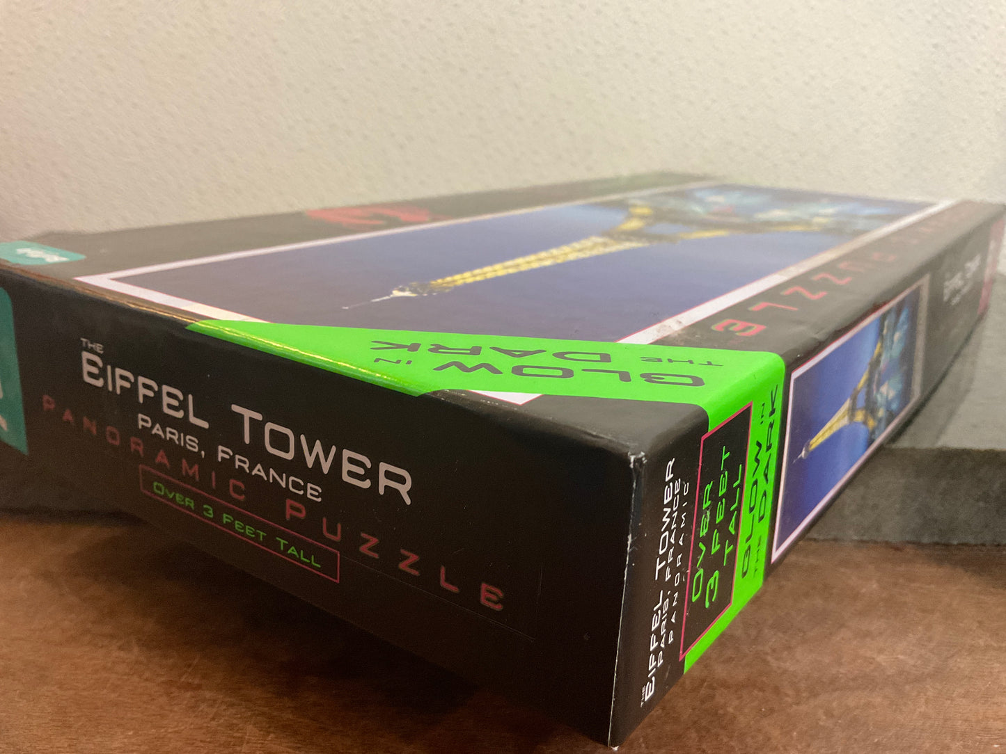 Eiffel Tower Glow In The Dark 750 Panoramic Puzzle