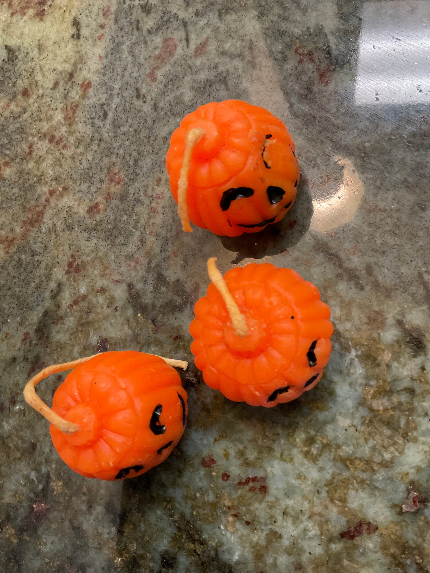 Set Of 3 Vintage Mini Pumpkin Candles
