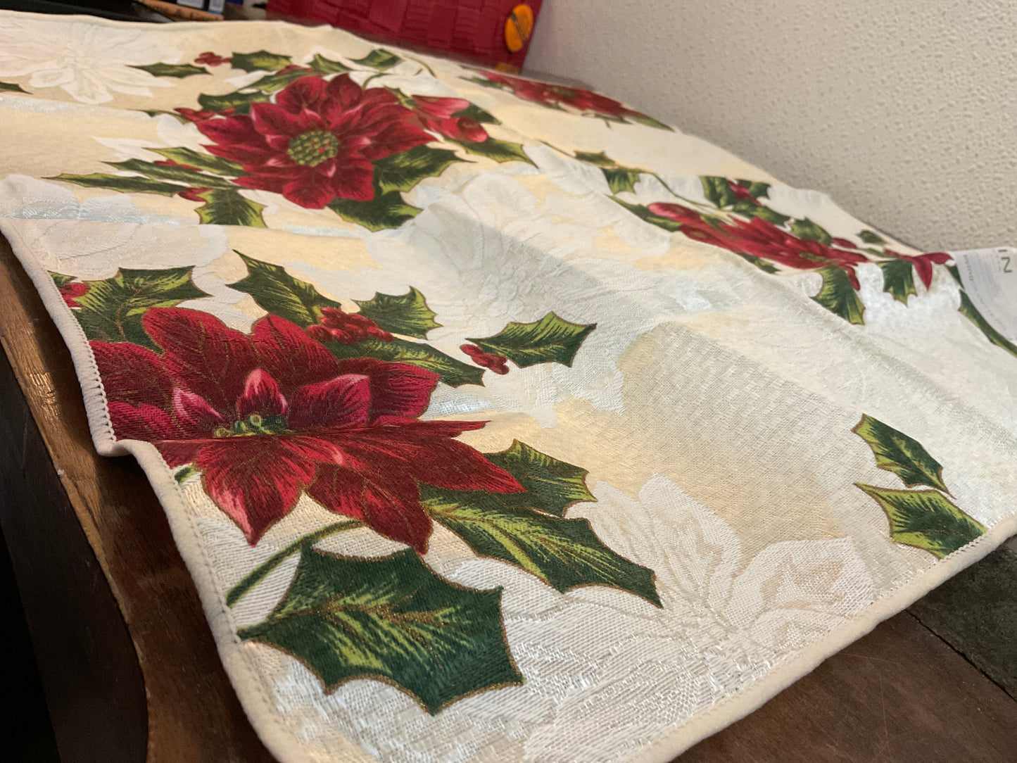 Glitter Poinsettia Napkin