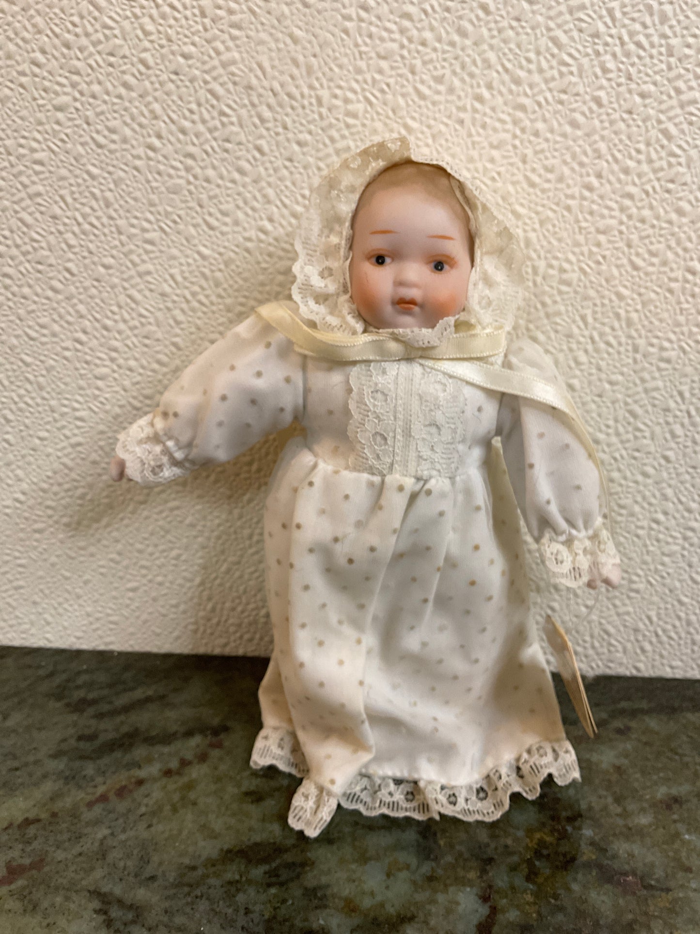 Vtg Porcelain (head/hands) Doll